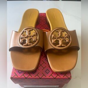 NEW TORY BURCH BOMBE MILLER CALF LEATHER SLIDE SIZE 9.5